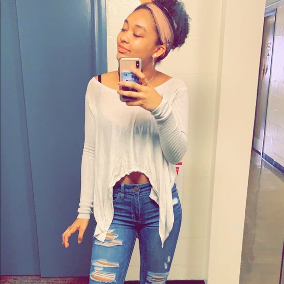 Meet your Posher, Sophia - Picture 2 of 4